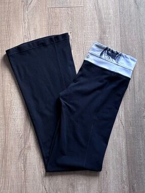 Lululemon Groove Flare Yoga Pant 31.5”  W/ Pattern Waistband - Read Description!